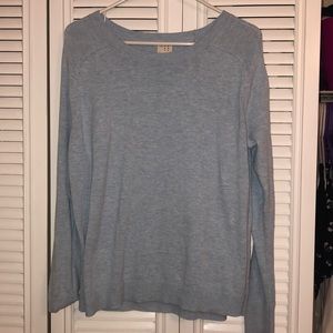 Selling a comfy, cotton sweater!